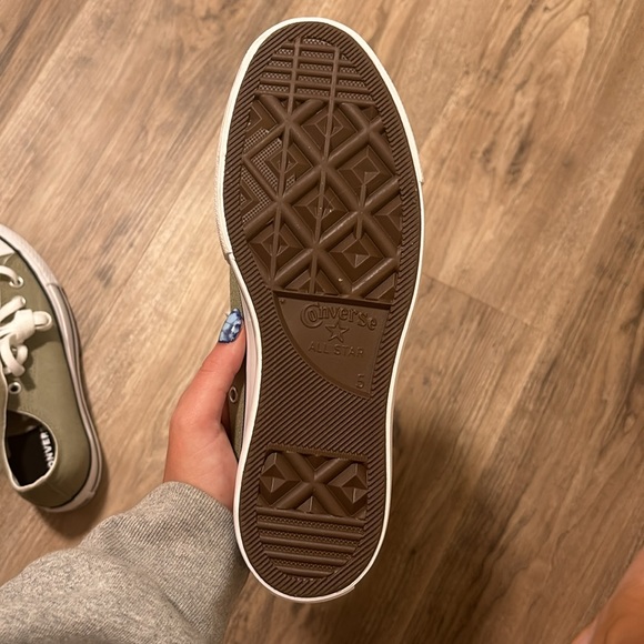 Low top converse - Picture 5 of 5